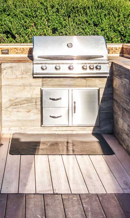 LinkNow Media Outdoor Kitchen